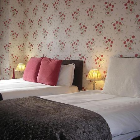 Bed and Breakfast Saffron House Комб-Мартін Екстер'єр фото